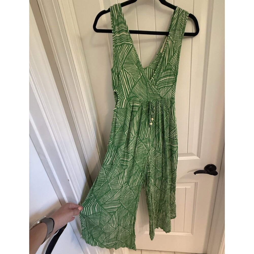 Sleeveless Green Printed Jumpsuit